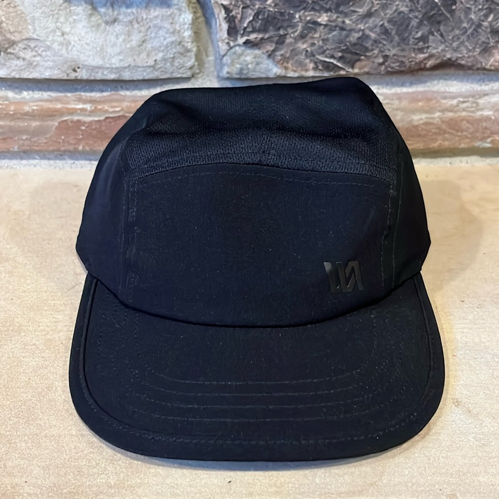 VRST Golf Enthusiast Pure Black Activewear Hat